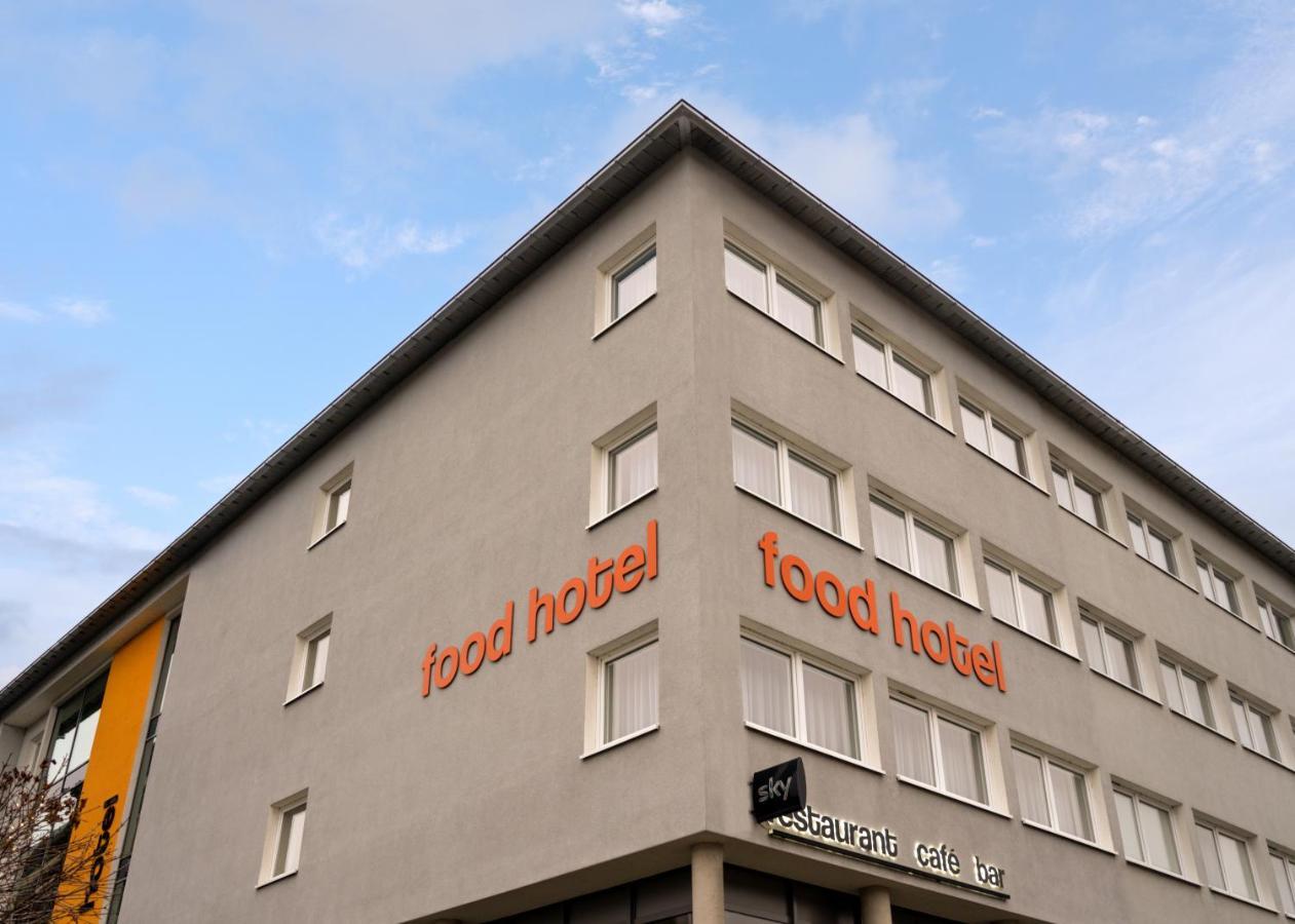 Food Hotel Нойвид Экстерьер фото