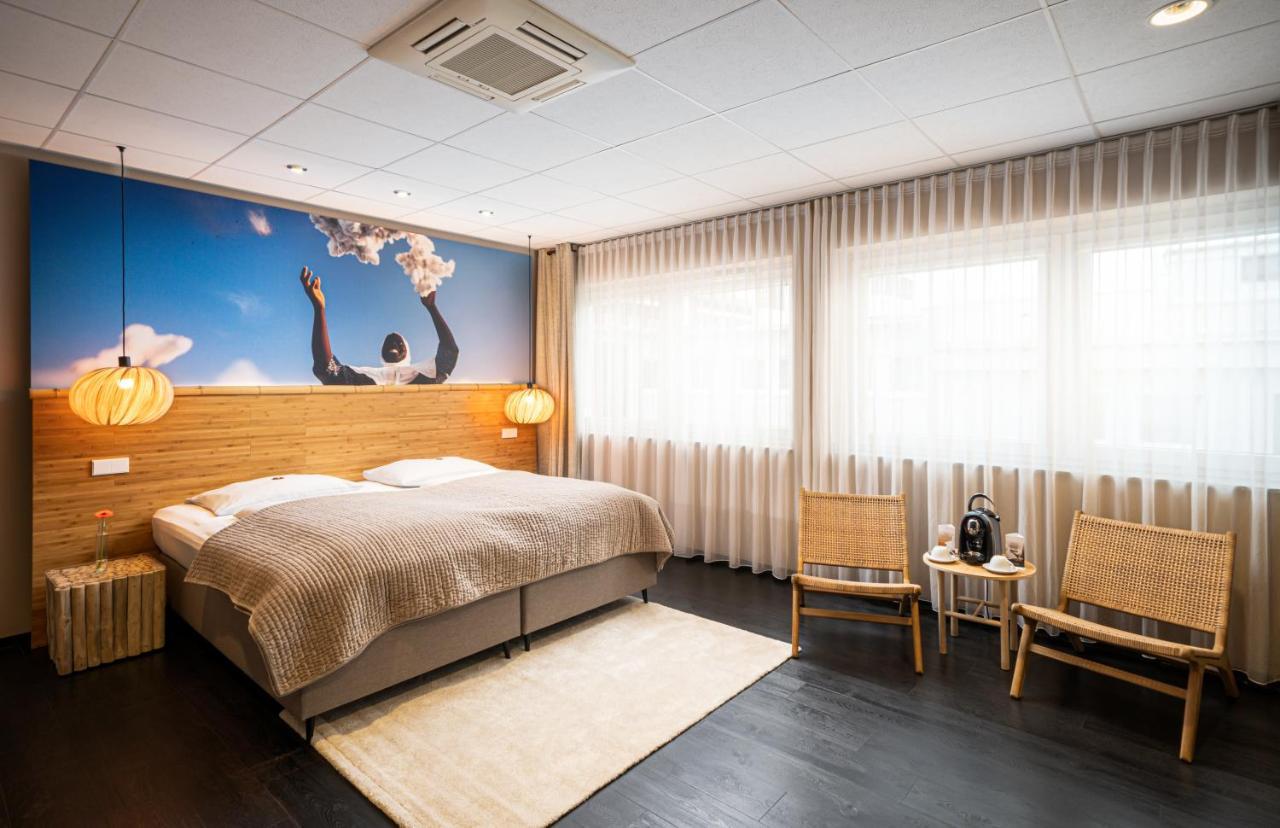 Food Hotel Нойвид Экстерьер фото