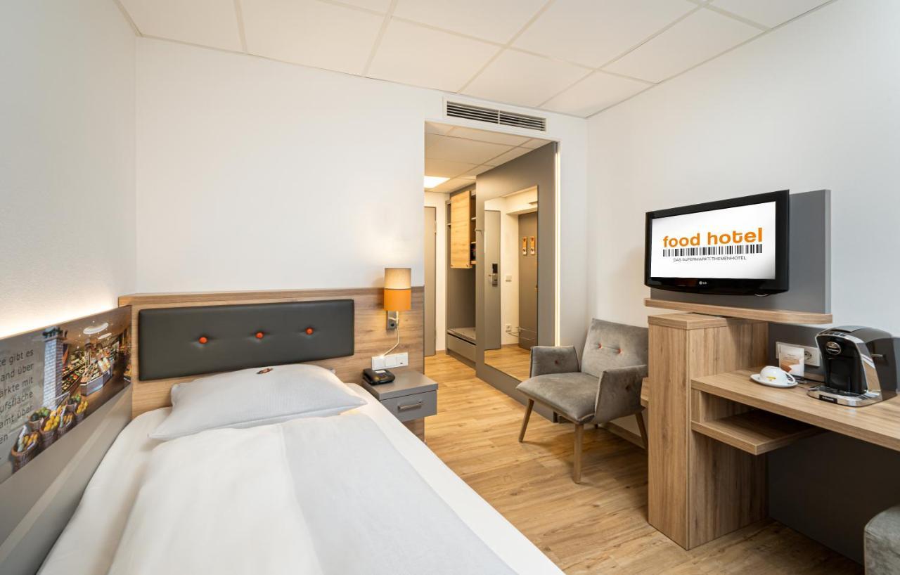 Food Hotel Нойвид Экстерьер фото