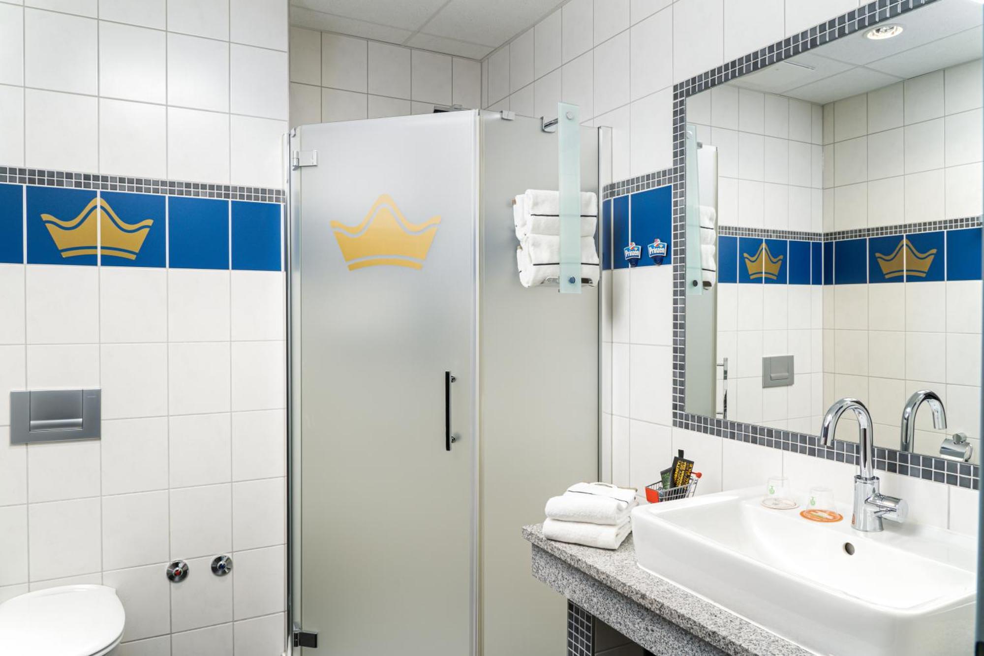 Food Hotel Нойвид Номер фото